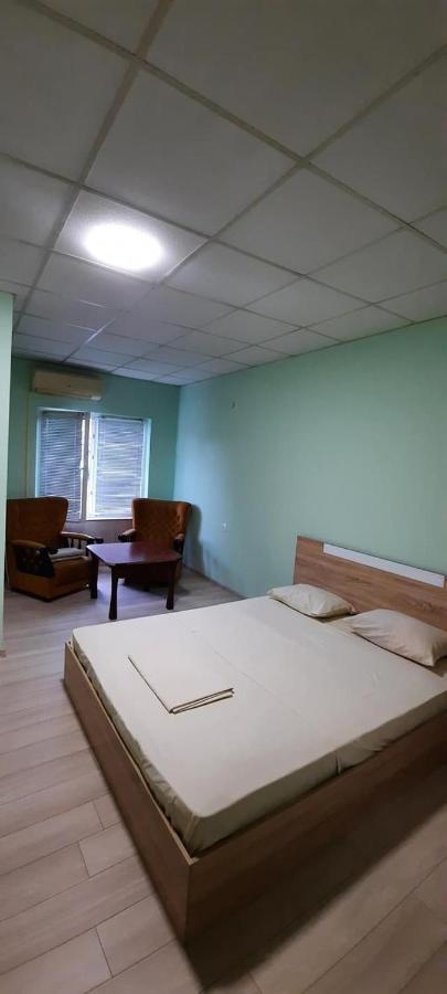 Хотел Елит Kostinbrod Exterior photo